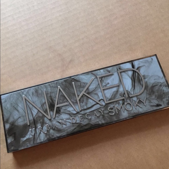 Naked Smoky Palette - Picture 1 of 4